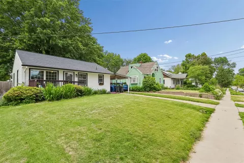 1248 57th St, Des Moines, IA 50311