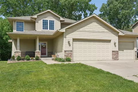 1001 N O St, Indianola, IA 50125