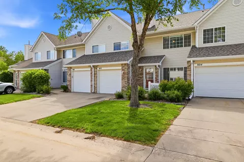 150 S Prairie View Dr #803, West Des Moines, IA 50266