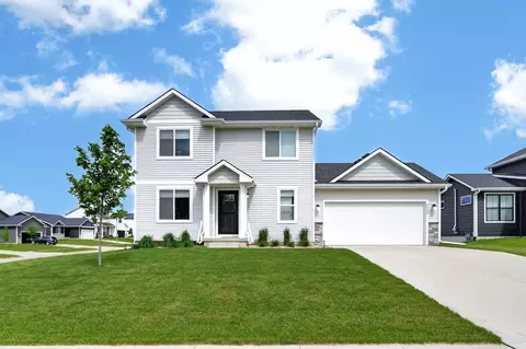 2508 SE Integra Ave, West Des Moines, IA 50265