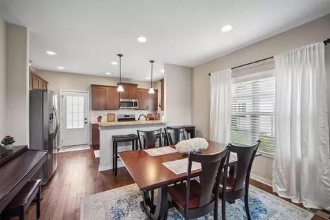 5449 S Prairie View Dr, West Des Moines, IA 50266