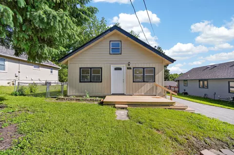 505 Payton Ave, Des Moines, IA 50315