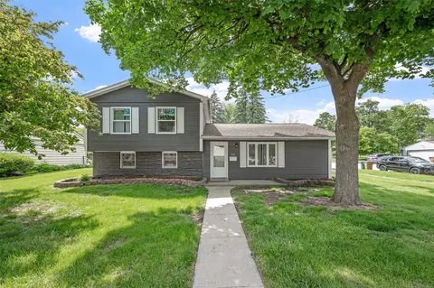 602 5th Ave SE, Altoona, IA 50009