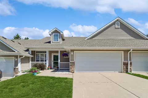 1047 NW Prairie Ridge Dr, Ankeny, IA 50023