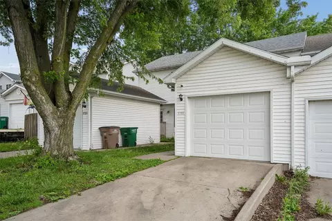 1725 North Ave, Norwalk, IA 50211