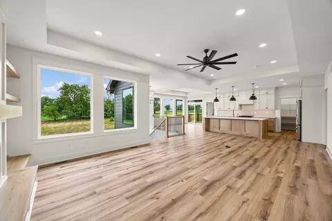1408 Trail Creek Rd, Huxley, IA 50124