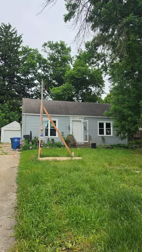 3305 SW 14th St, Des Moines, IA 50315