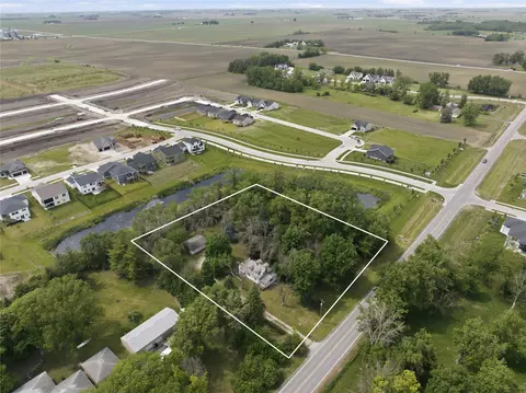 1700 N Warrior Ln, Waukee, IA 50263