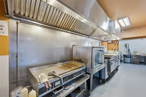 Kitchen - 1902 Main St, Granger, IA 50109 photo 1 of 4