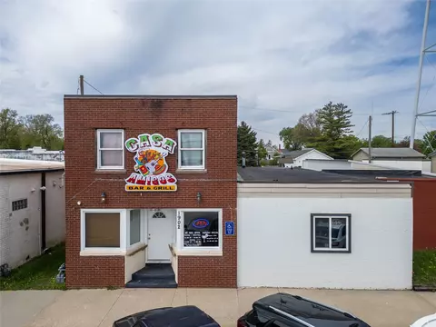Exterior - 1902 Main St, Granger, IA 50109 photo 5 of 8
