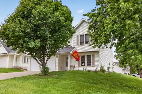 5901-5911 Townsend Ave, Urbandale, IA 50322