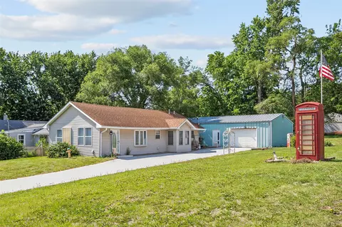 265 NW 51st Pl, Des Moines, IA 50313