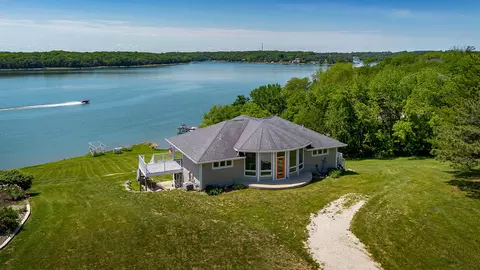 5315 Panorama Ter, Panora, IA 50216