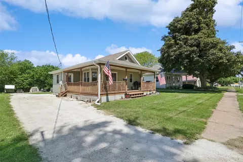 603 N 12th St, Guthrie Center, IA 50115