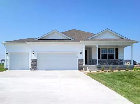 1440 Mallard Ln, Waukee, IA 50263
