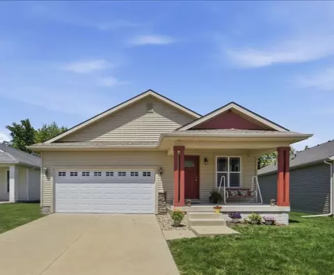 9079 Linden Dr, West Des Moines, IA 50266