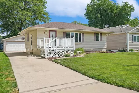 6115 Gordon Ave, Des Moines, IA 50312