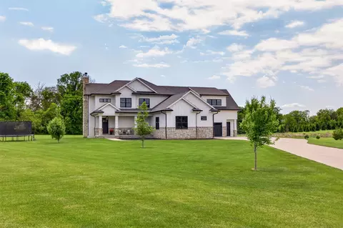 24913 Covenant Ln, Adel, IA 50003