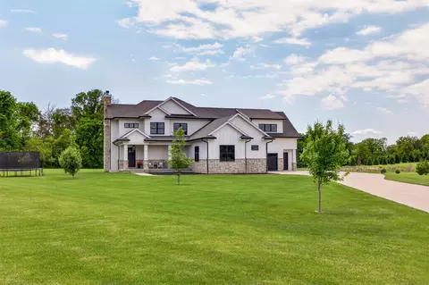 24913 Covenant Ln, Adel, IA 50003