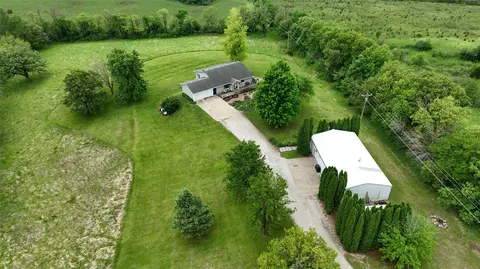 28957 Beaumont Ct, Linden, IA 50146