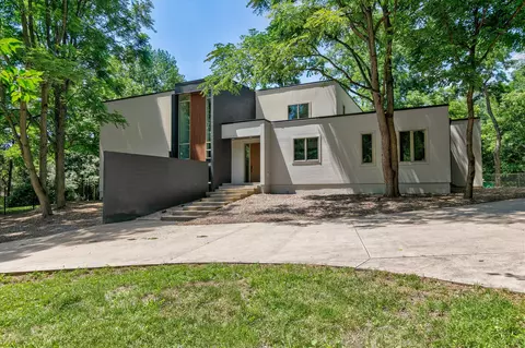 8830 NW 35th St, Ankeny, IA 50023