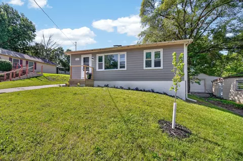 1112 Johnson St, Des Moines, IA 50315