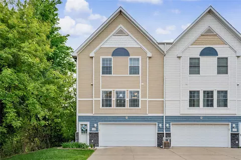 1139 SE Village View Ln, Ankeny, IA 50021