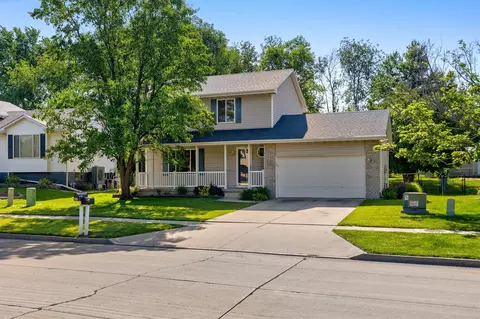 3123 SE Cherry Blossom Dr, Ankeny, IA 50021