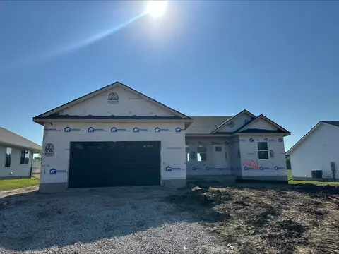 3221 Brook Landing Ct, Des Moines, IA 50317