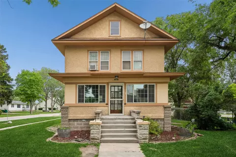 1507 Walnut St, Dallas Center, IA 50063