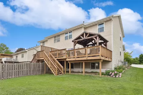 611 SE Chaparal Ct, Ankeny, IA 50021