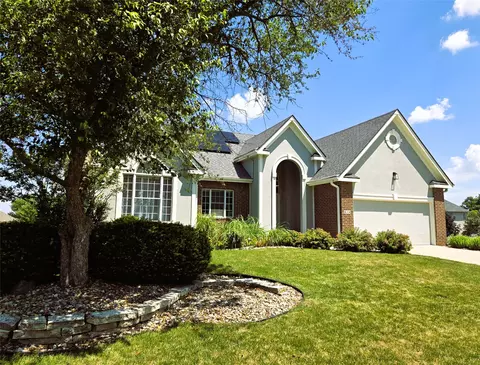 614 NE Bristol Dr, Ankeny, IA 50021