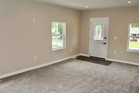 Living - 1615 56th St, Des Moines, IA 50310 photo 2 of 4