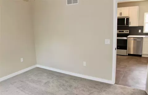 Bedroom - 1615 56th St, Des Moines, IA 50310 photo 2 of 14
