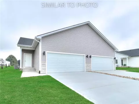 2704 Yordi Dr, Norwalk, IA 50211