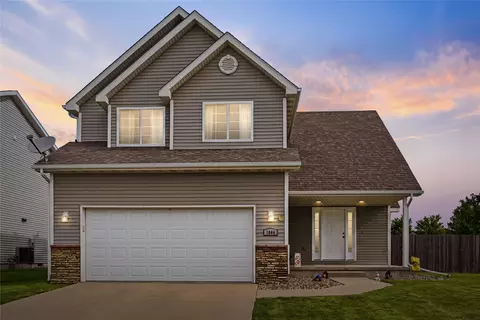 1004 SW 46th St, Ankeny, IA 50023