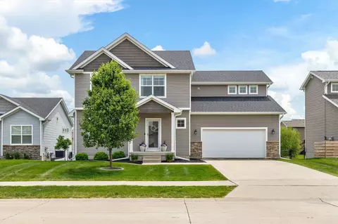416 SE 15th St, Grimes, IA 50111
