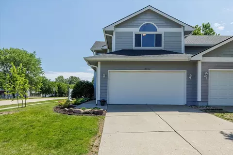 4497 88th St #1, Urbandale, IA 50322