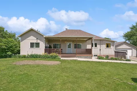 311 Albia Rd, Chariton, IA 50049