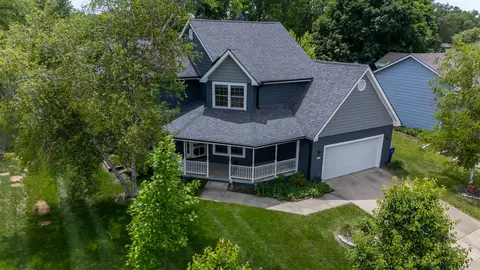 1370 NW 72nd Ave, Ankeny, IA 50023