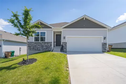 510 Elkhorn St, Mitchellville, IA 50169