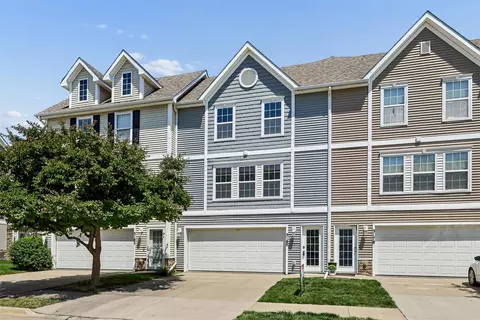 3180 SW Arlan Ln, Ankeny, IA 50023