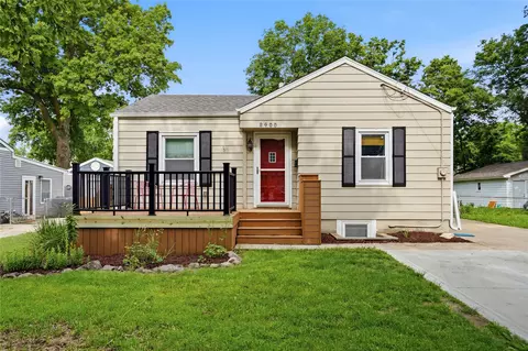 2400 48th St, Des Moines, IA 50310