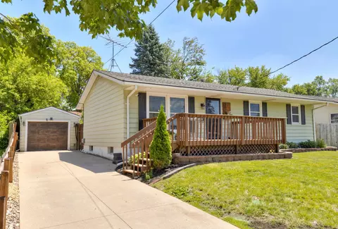 3429 E 38th Ct, Des Moines, IA 50317