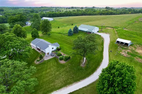 15329 Kennedy St, Indianola, IA 50125