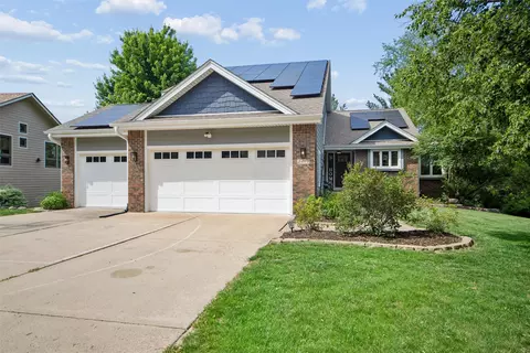 2817 Virginia Pl, Des Moines, IA 50321