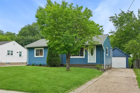 3119 Holcomb Ave, Des Moines, IA 50310