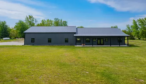 394 Mayapple Ln, Boone, IA 50036