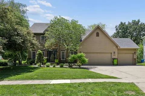 5749 Wentworth, Johnston, IA 50131