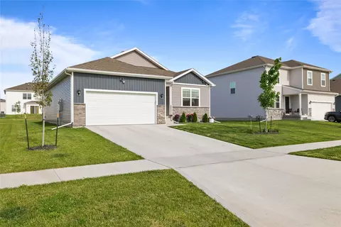 1313 NE Deerfield Dr, Ankeny, IA 50021